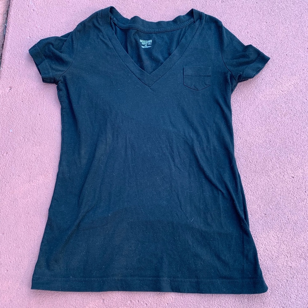 black v-neck shirt